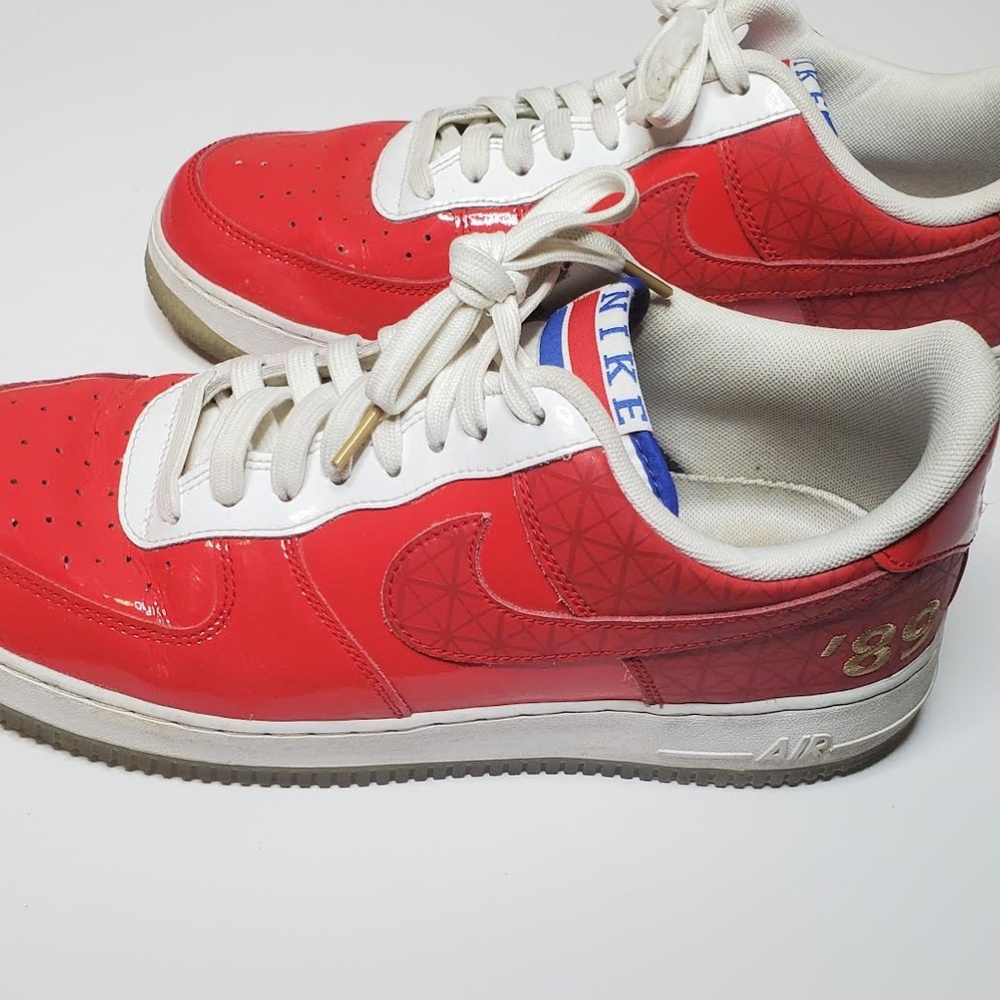 Nike Air Force 1 Detroit Pistons 89 Champs Red CI9882-600 Size 10.5 Sneakers - Picture 2 of 5
